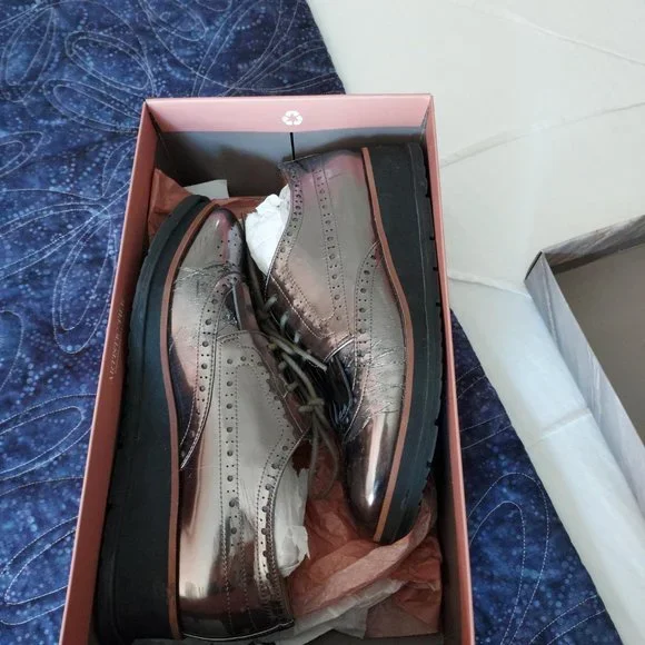 Gently worn Franco Sarto Gunmetal Autumn oxfords, 7.5 - Picture 9 of 10